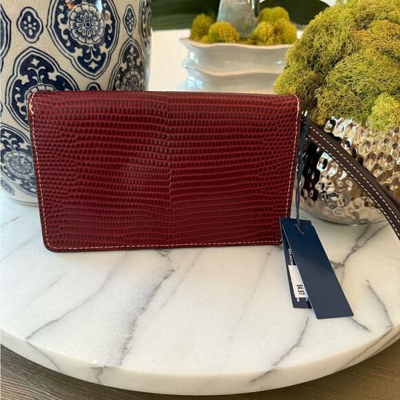 NWT Dooney & Bourke Lizard Embossed Leather Wallet - Picture 3 of 6